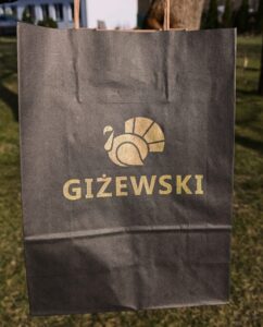 torba papierowa czarna z nadrukiem